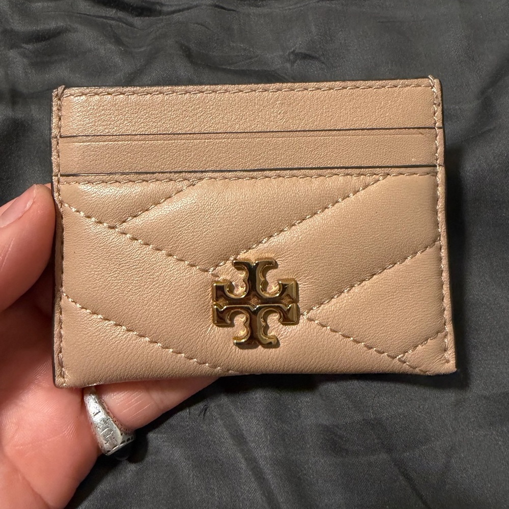 Tory Burch Beige Kira Quilted Card Holder